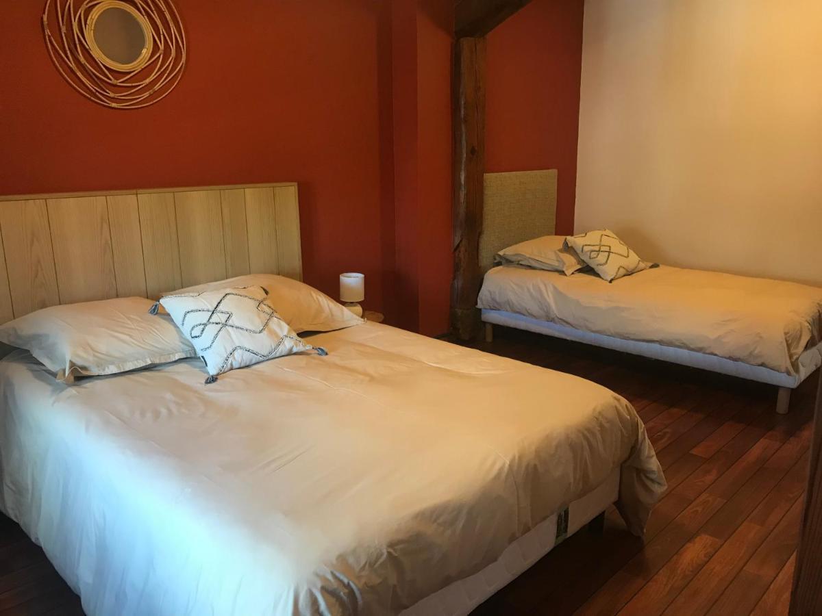 L'Estampille Hotell Saint-Vidal Exteriör bild