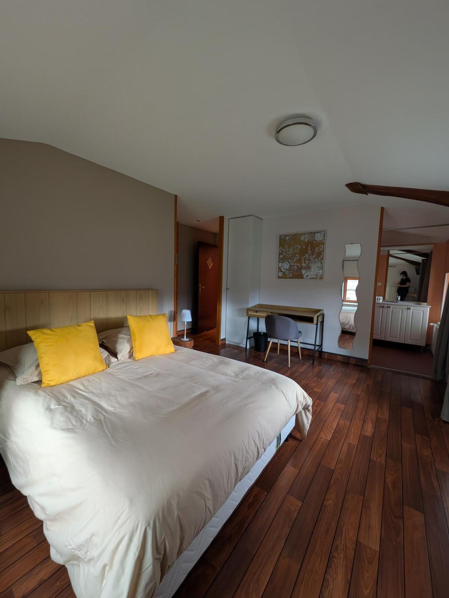 L'Estampille Hotell Saint-Vidal Exteriör bild